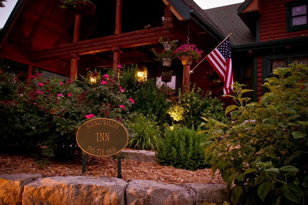 Scenic Valley Inn B&B And Event Center マンハッタン エクステリア 写真